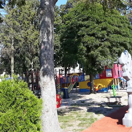 Osrodek Wczasowo - Kolonijny Sloneczko *